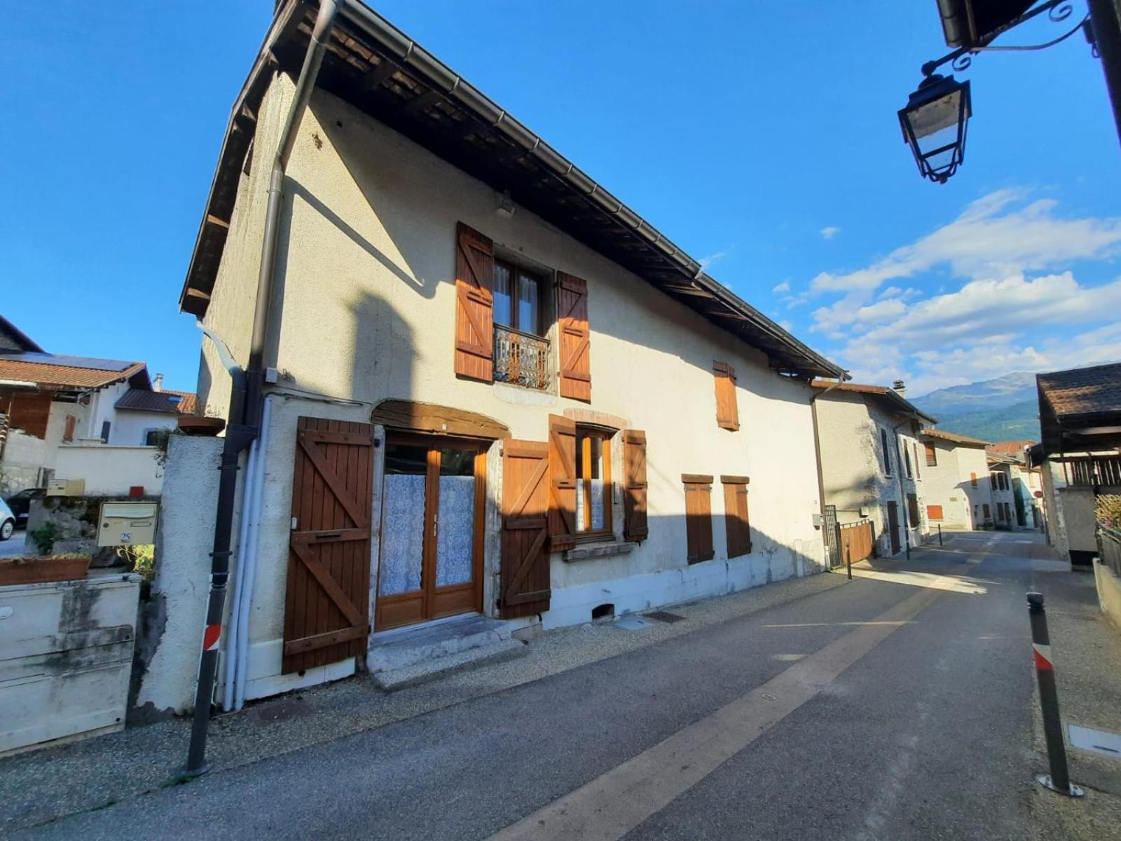 Maison De Village Au Pied De La Montagne Lumbin Bagian luar foto